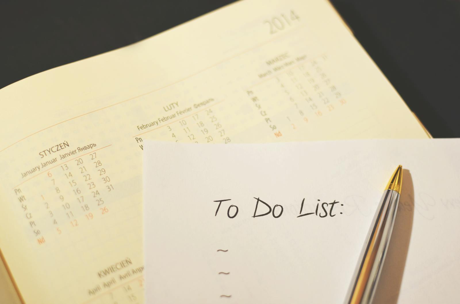 Calendrier d'entretien d'immeuble : quoi planifier chaque saison